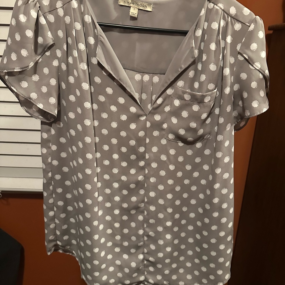 41 Hawthorn Light Gray Polka Dot Blouse